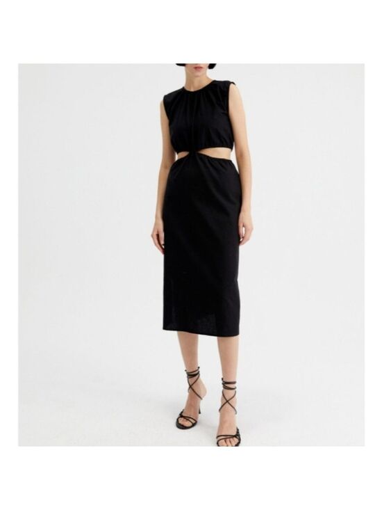 Compania Fantastica Dresses & Skirts - Compania Fantastica Black Dress With Waist Slits In Black